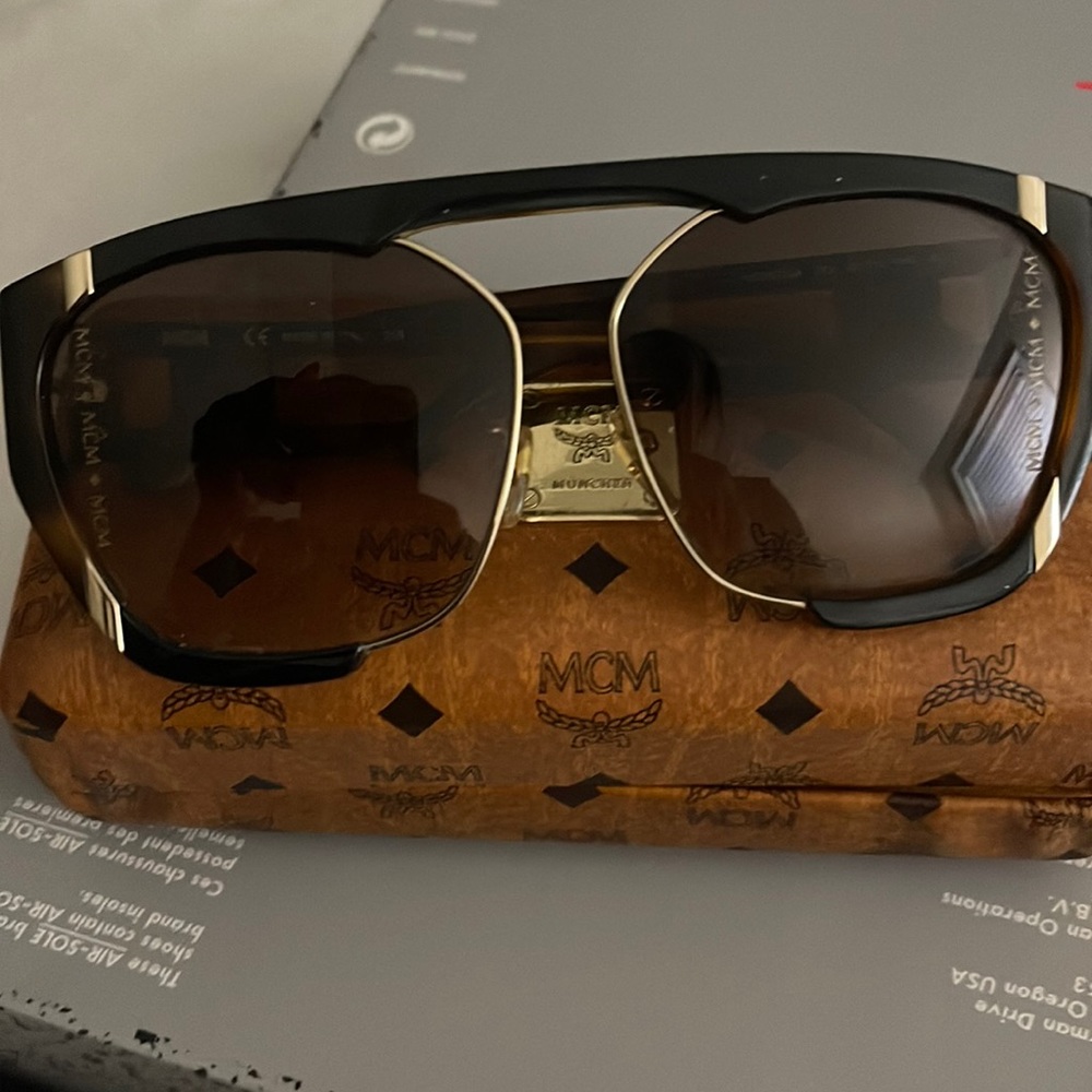 Authentic MCM GLASSES GORGEOUS